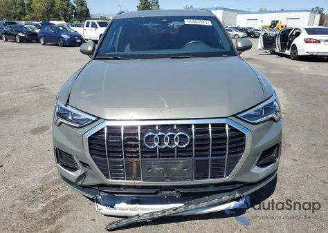 2021 Audi Q3 Premium Plus 40 из США, поврежденный, VIN WA1BUCF36M1112067